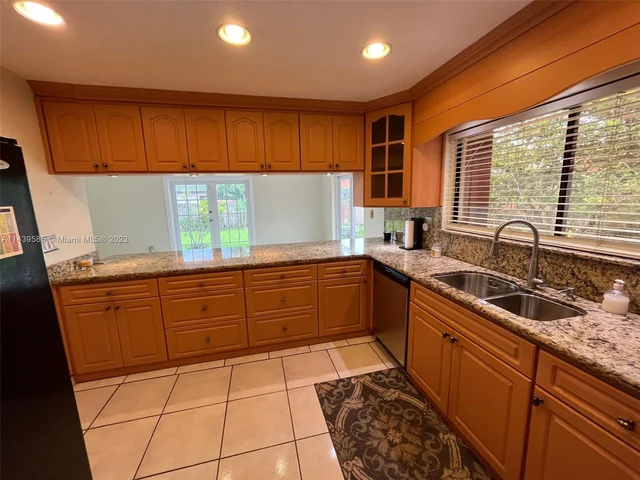 5988 SW 114th Ave, Cooper City FL 33330