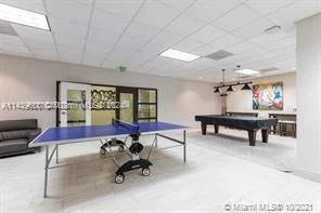 19390 Collins Ave # 416, Sunny Isles Beach FL 33160