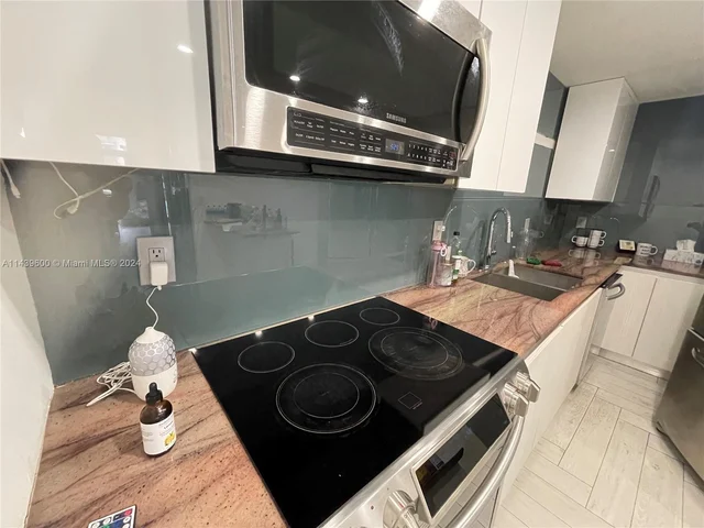 19390 Collins Ave # 416, Sunny Isles Beach FL 33160