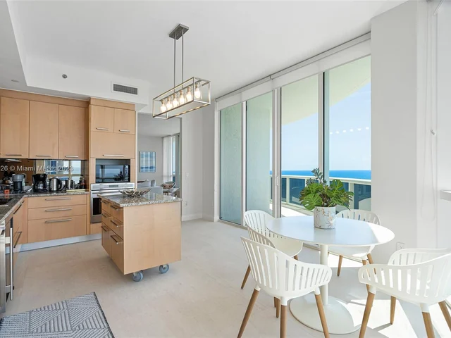 15901 Collins Ave # 1601, Sunny Isles Beach FL 33160
