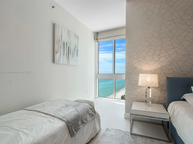 15901 Collins Ave # 1601, Sunny Isles Beach FL 33160