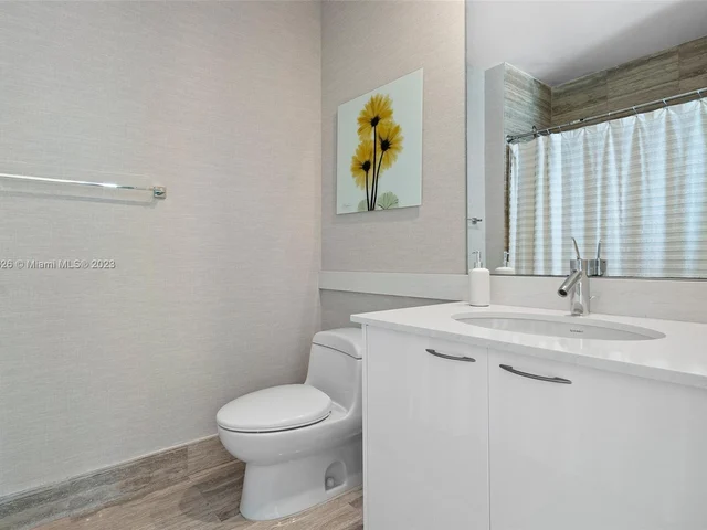 15901 Collins Ave # 1601, Sunny Isles Beach FL 33160