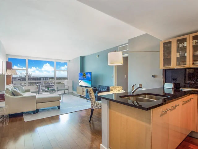 6801 Collins Ave # 1101, Miami Beach FL 33141