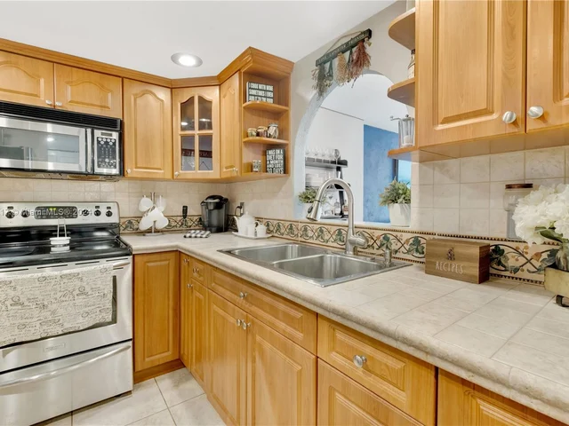 401 Ocean Dr # 324, Miami Beach FL 33139