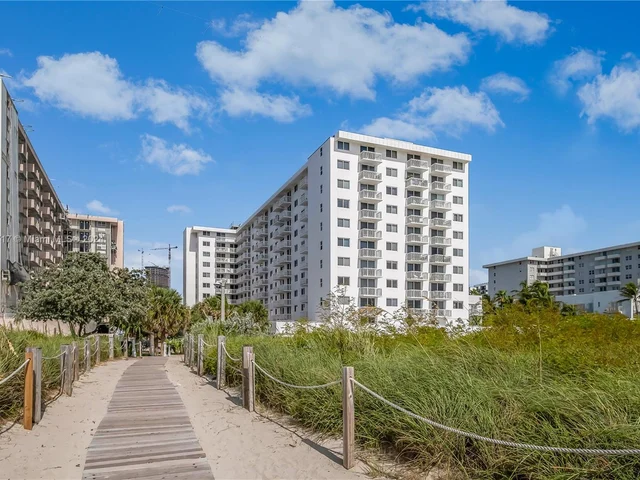 401 Ocean Dr # 324, Miami Beach FL 33139