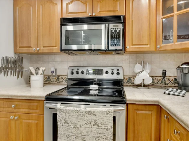 401 Ocean Dr # 324, Miami Beach FL 33139