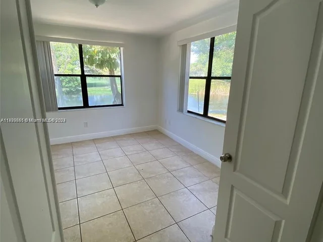 4561 W Mcnab Rd # 22, Pompano Beach FL 33069