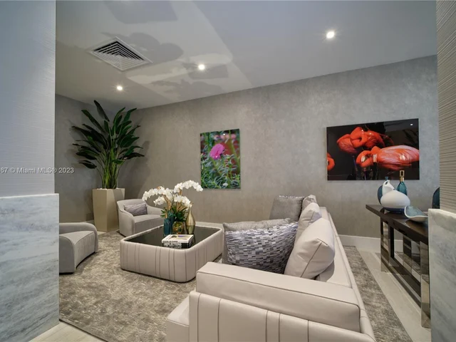 2301 S Ocean Dr # 306, Hollywood FL 33019