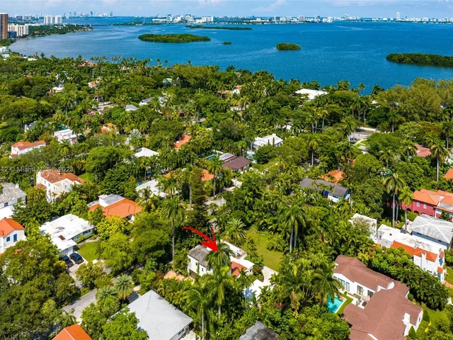 634 NE 56 ST, Miami FL 33137