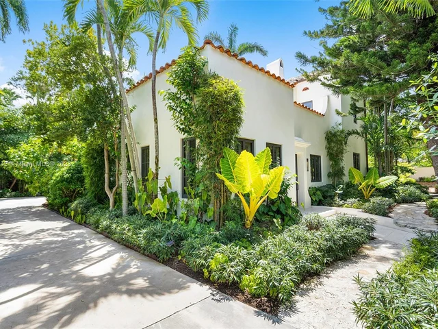 634 NE 56 ST, Miami FL 33137