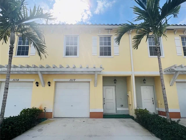 1117 NW 40th Way # 1117, Lauderhill FL 33313
