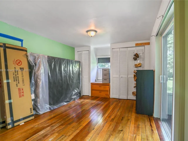 45 NW 127th St, North Miami FL 33168