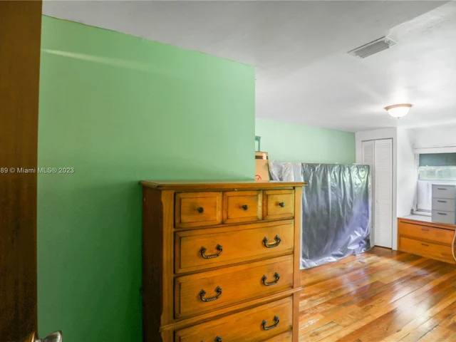 45 NW 127th St, North Miami FL 33168