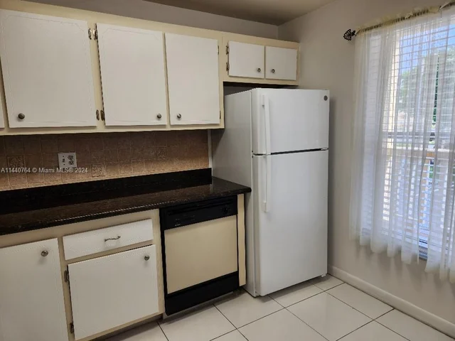 5801 NW 62nd Ave # 202, Tamarac FL 33319