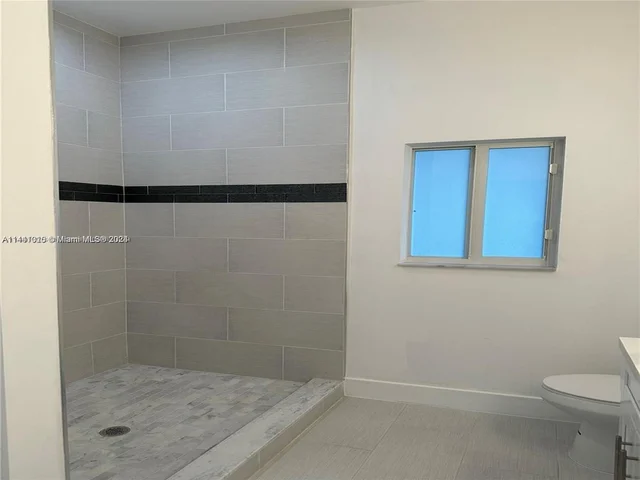 3080 NW 11 St, Fort Lauderdale FL 33311