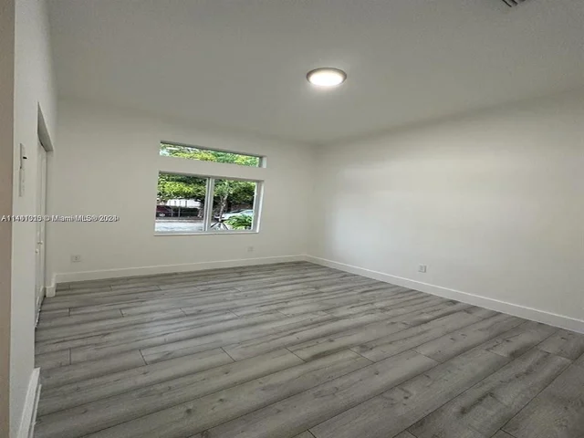 3080 NW 11 St, Fort Lauderdale FL 33311