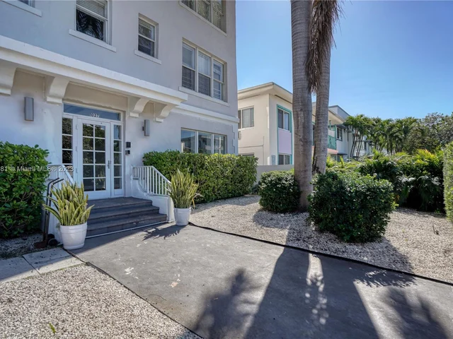 1027 Pennsylvania Ave # 103, Miami Beach FL 33139