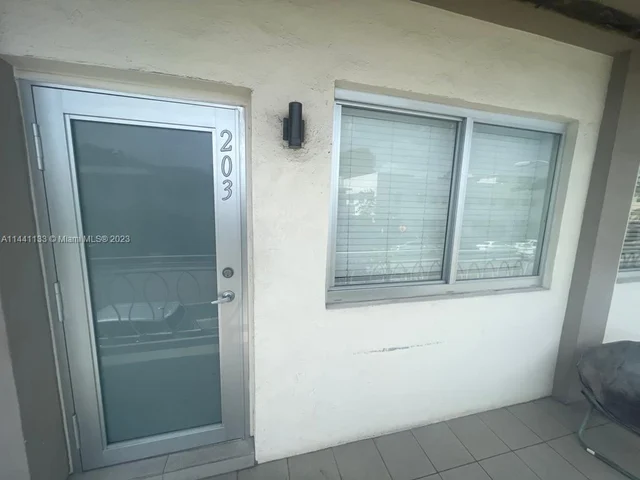 1601 Meridian Ave # 203, Miami Beach FL 33139