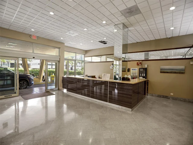 231 174th St # 1816, Sunny Isles Beach FL 33160