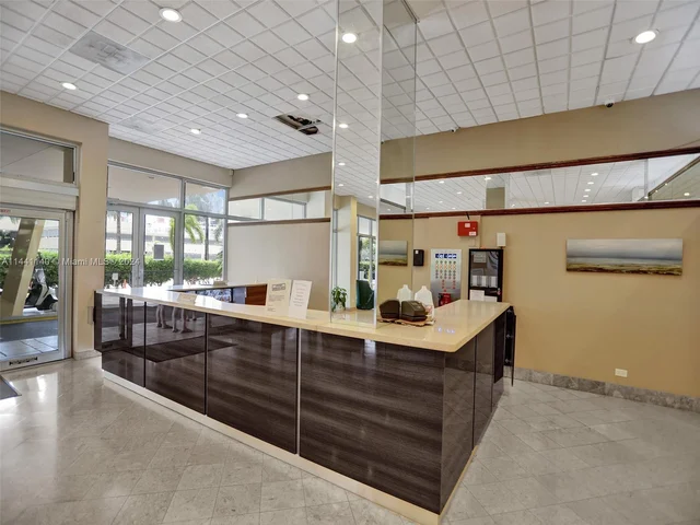 231 174th St # 1816, Sunny Isles Beach FL 33160