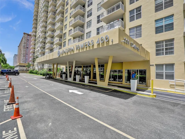 231 174th St # 1816, Sunny Isles Beach FL 33160