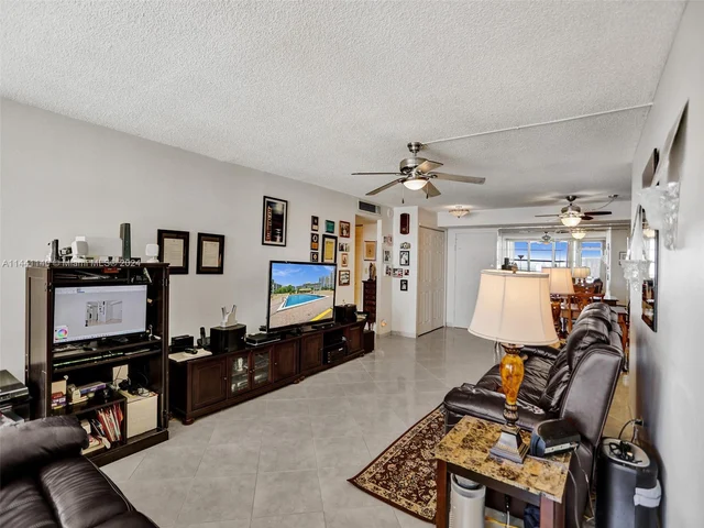 231 174th St # 1816, Sunny Isles Beach FL 33160