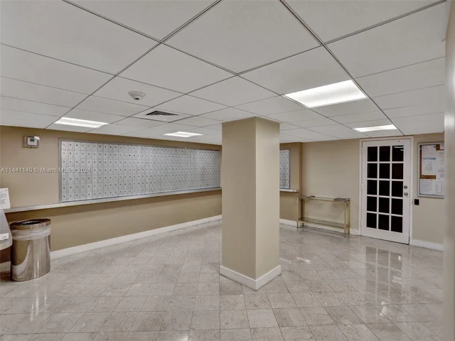 231 174th St # 1816, Sunny Isles Beach FL 33160