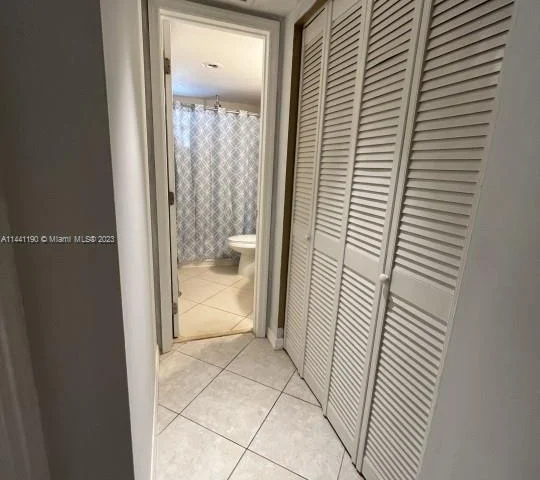 5387 SW 40th Ave # 103, Dania Beach FL 33314