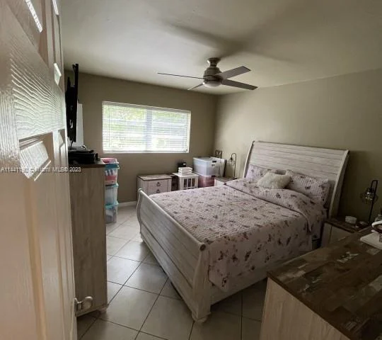 5387 SW 40th Ave # 103, Dania Beach FL 33314