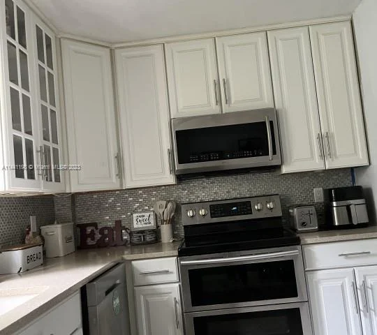 5387 SW 40th Ave # 103, Dania Beach FL 33314