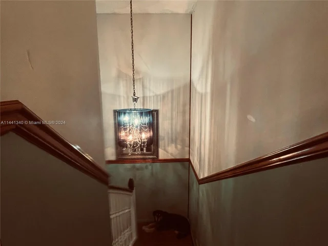 3530 W 72nd St, Hialeah FL 33018