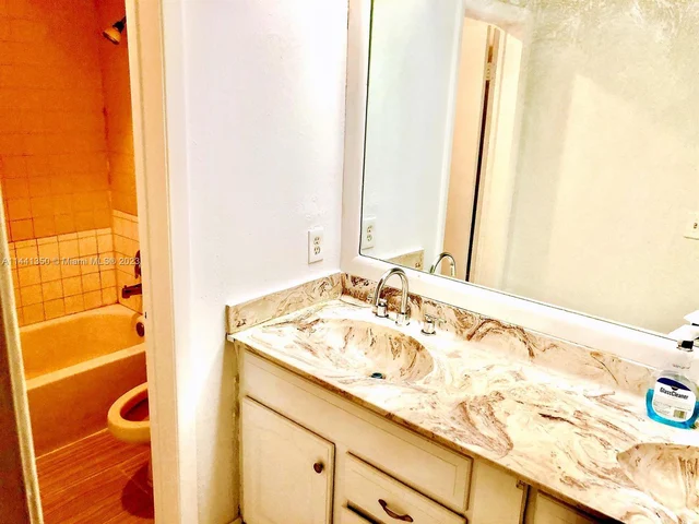 4220 NW 114th Ter # 20, Coral Springs FL 33065