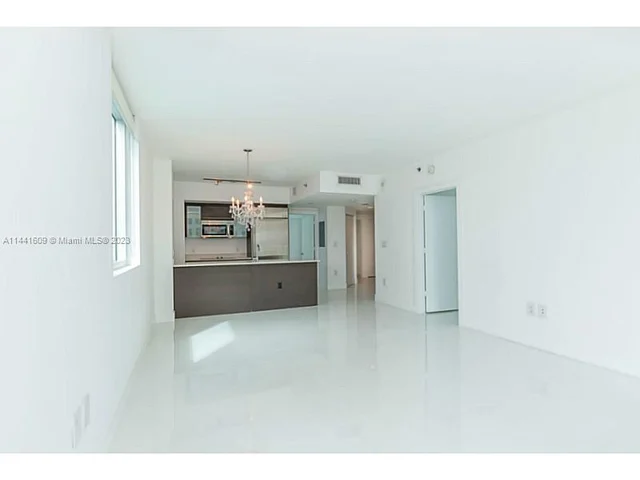 500 BRICKELL AV # 2910, Miami FL 33131