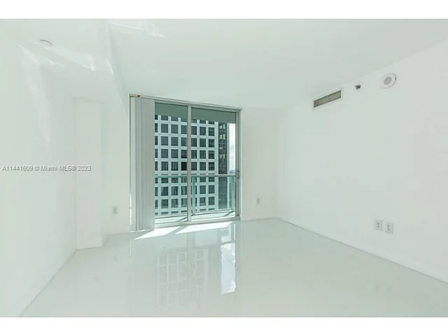 500 BRICKELL AV # 2910, Miami FL 33131