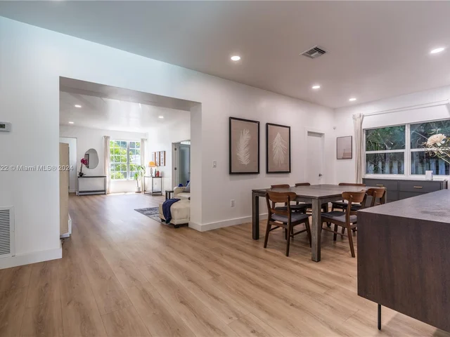 4560 Post Ave, Miami Beach FL 33140