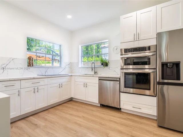 4560 Post Ave, Miami Beach FL 33140