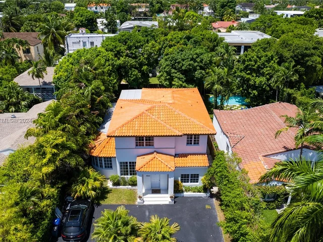 4560 Post Ave, Miami Beach FL 33140