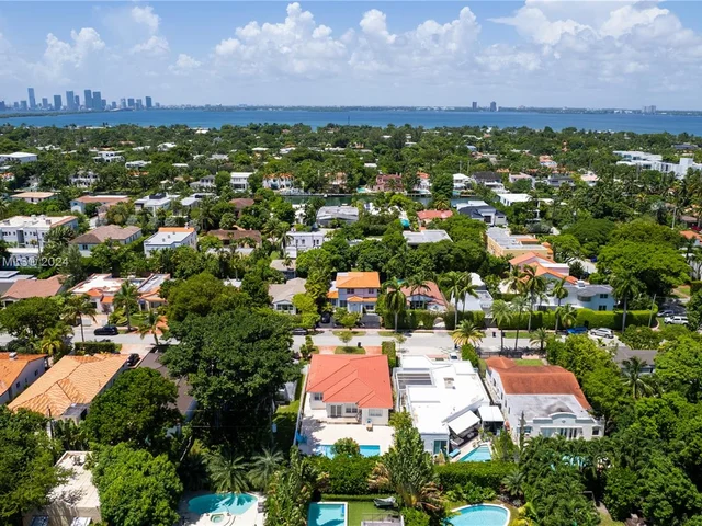 4560 Post Ave, Miami Beach FL 33140