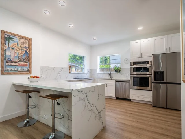 4560 Post Ave, Miami Beach FL 33140