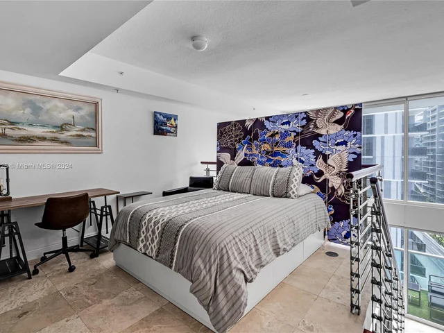 41 SE 5th St # 1214, Miami FL 33131