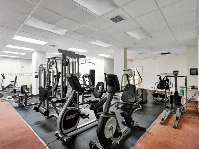 231 174th St # 16, Sunny Isles Beach FL 33160