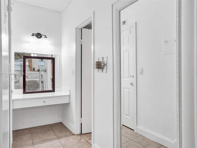 231 174th St # 16, Sunny Isles Beach FL 33160