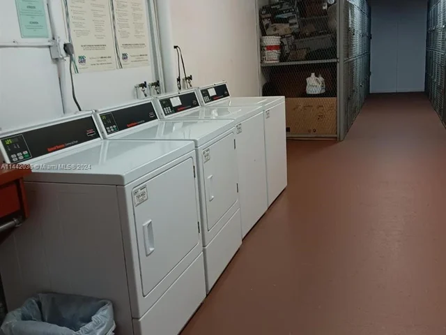 13455 SW 9th Ct # 301J, Pembroke Pines FL 33027