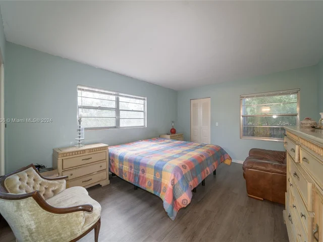 13455 SW 9th Ct # 301J, Pembroke Pines FL 33027