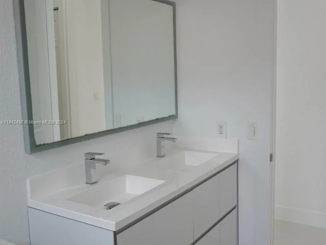 3481 SW 143rd Ave, Miramar FL 33027