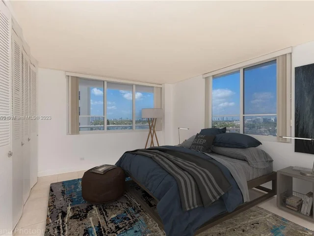 5005 Collins Ave # 808, Miami Beach FL 33140