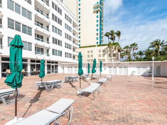 5005 Collins Ave # 808, Miami Beach FL 33140