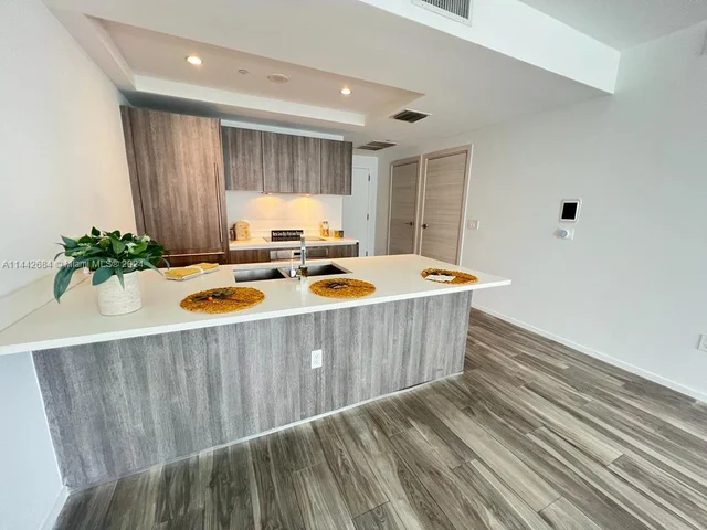 801 S Miami Ave # 1202, Miami FL 33130