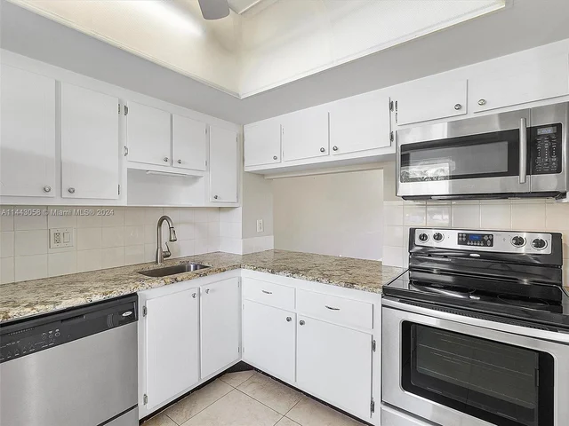 9802 Marina Blvd # 114, Boca Raton FL 33428