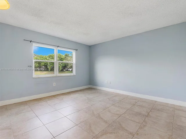 9802 Marina Blvd # 114, Boca Raton FL 33428